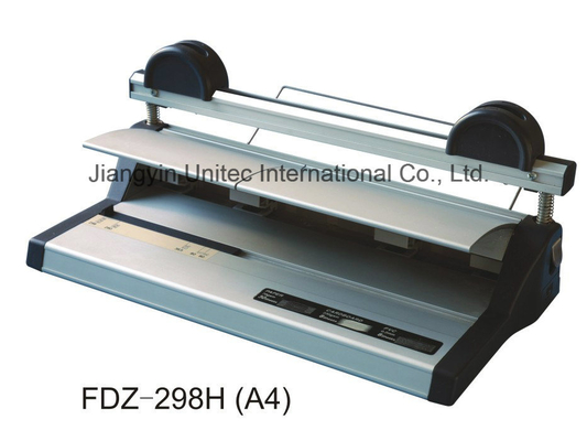 Apparecchio laminatore a rulli da 110 volt con larghezza massima di laminazione di 25 pollici